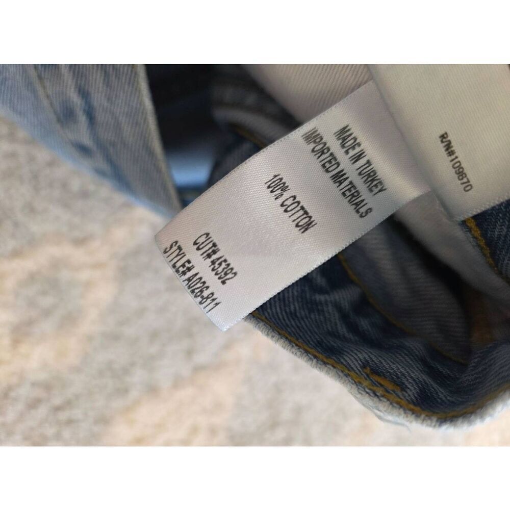 AGOLDE Parker Vintage Cut Off Short in Swapmeet 28 $148 - Picture 10 of 11